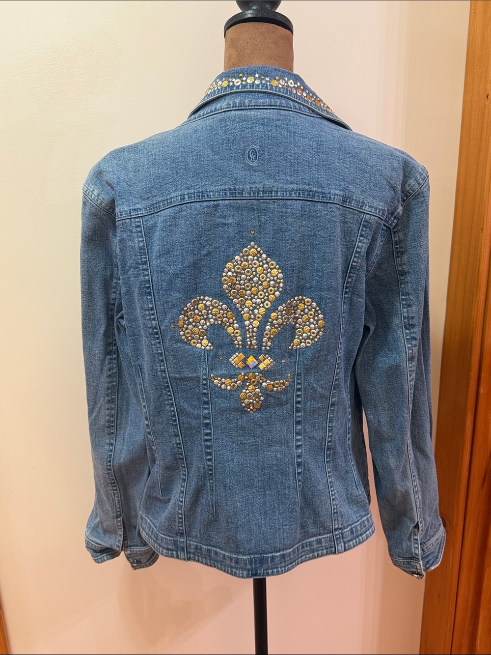 Christine Alexander Swarovski Fleur De Lis Crystal Embellished Denim Jacket NWOT